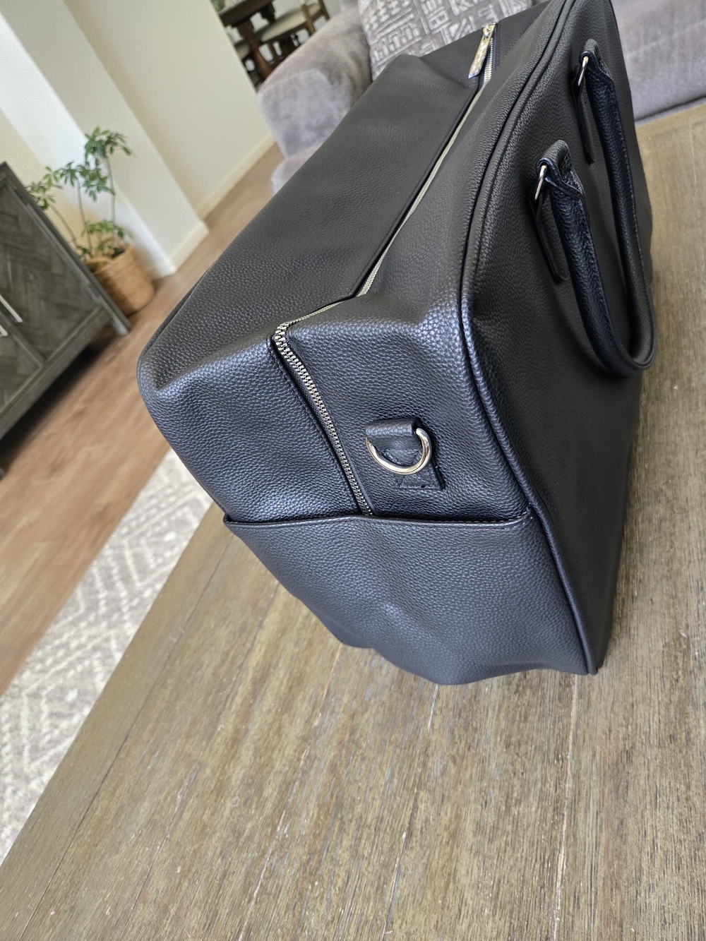 Black Ralph Lauren Duffle Bag - Picture 10 of 16